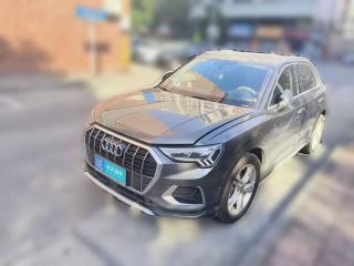 奧迪奧迪Q32021款 35 TFSI 時(shí)尚致雅型