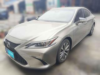 雷克薩斯雷克薩斯ES2018款 300h 卓越版 國V「無錫二手車」「天天拍車」