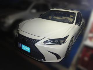 雷克薩斯雷克薩斯ES2020款 200 卓越版