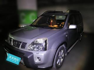 日產奇駿2010款 2.5L CVT旗艦版 4WD