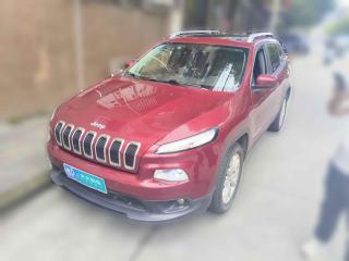 Jeep自由光2014款 2.4L 豪華版