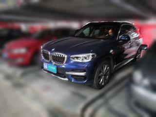 宝马宝马X32020款 xDrive25i 豪华套装
