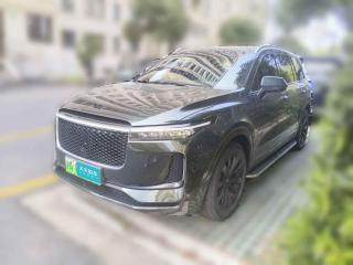 理想汽車?yán)硐隣NE2020款 增程6座版