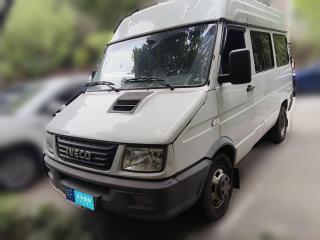 依维柯依维柯得意2017款 2.5T A35客车5-7座47Z5