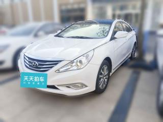 现代索纳塔2013款 2.0L 自动时尚版