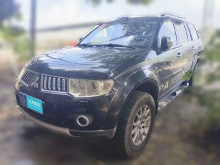 三菱帕杰罗·劲畅2011款 3.0L 豪华导航版