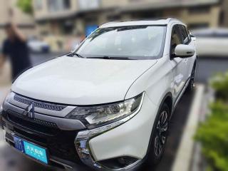 三菱歐藍德2019款 2.0L 兩驅(qū)暢享版 5座 國VI「杭州二手車」「天天拍車」