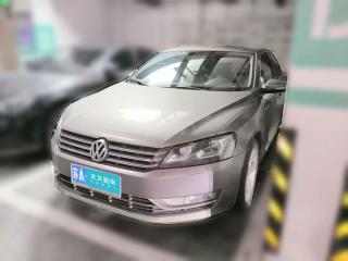 大眾帕薩特2014款 1.8TSI DSG御尊版