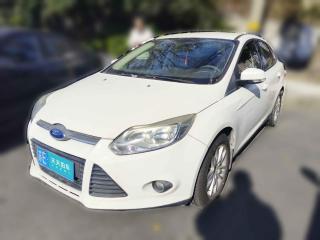 福特福克斯2012款 三厢 1.6L 自动舒适型