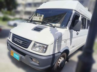 依維柯依維柯得意2020款 2.8T A40客車雙胎中頂10-17座國V