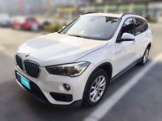 寶馬寶馬X12016款 sDrive18Li 時(shí)尚型