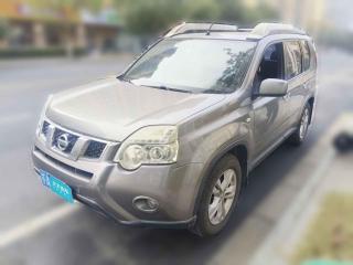 日產奇駿2012款 2.5L 手動豪華版 4WD