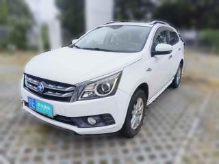 启辰启辰T702016款 2.0L CVT睿趣版