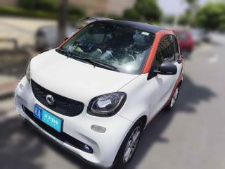 smartsmart fortwo2015款 1.0L 52千瓦硬頂靈動版