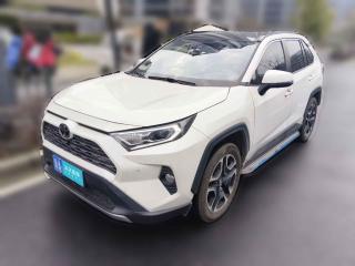 丰田RAV4荣放2020款 2.0L CVT四驱尊贵版