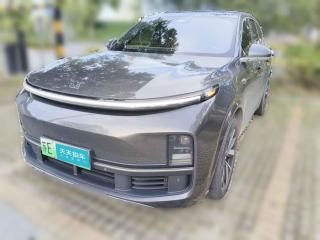 理想汽车理想L82023款 Pro