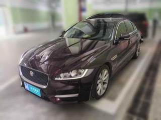 捷豹捷豹XF2016款 XF 2.0T 兩驅R-Sport運動版