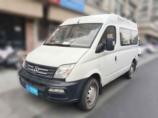 上汽大通MAXUS新途V802017款 2.5T 6挡手动傲运通国V长轴中顶5座