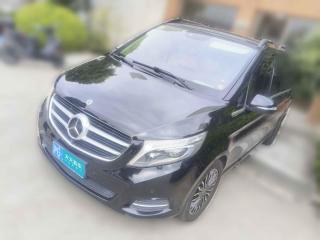 奔驰奔驰V级2017款 V 260 L 尊贵加长版
