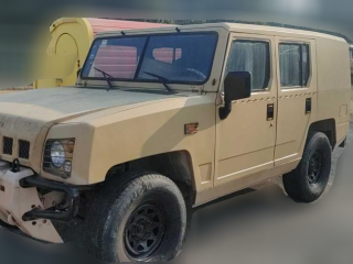 北京汽車制造廠勇士2013款 2.7L 五門四驅(qū)汽油版