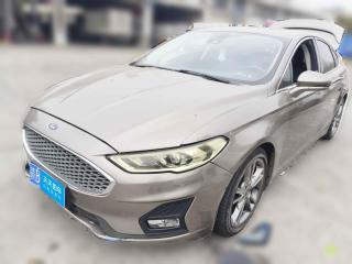 福特蒙迪欧2013款 2.0L GTDi240豪华运动型