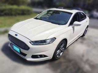 福特蒙迪欧2013款 2.0L GTDi240豪华运动型