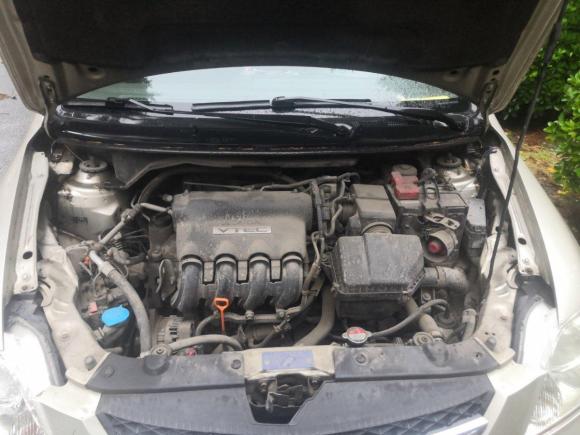 [青岛 本田 思迪 2006款 1.5l 自动标准型