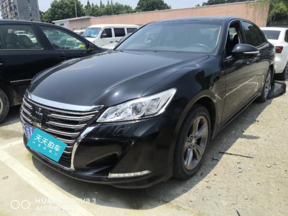 南京丰田皇冠2015款25l智享版