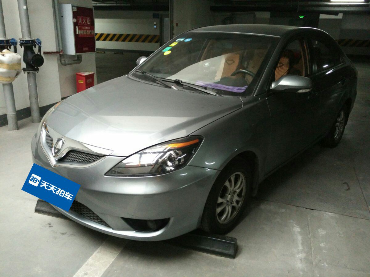 长安悦翔两厢车报价_二手长安悦翔v3价格_长安悦翔v6二手车价格