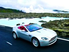 V8 Vantage