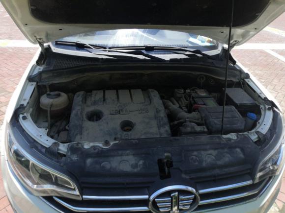 [济南 一汽 森雅r7 2016款 1.6l 手动豪华型