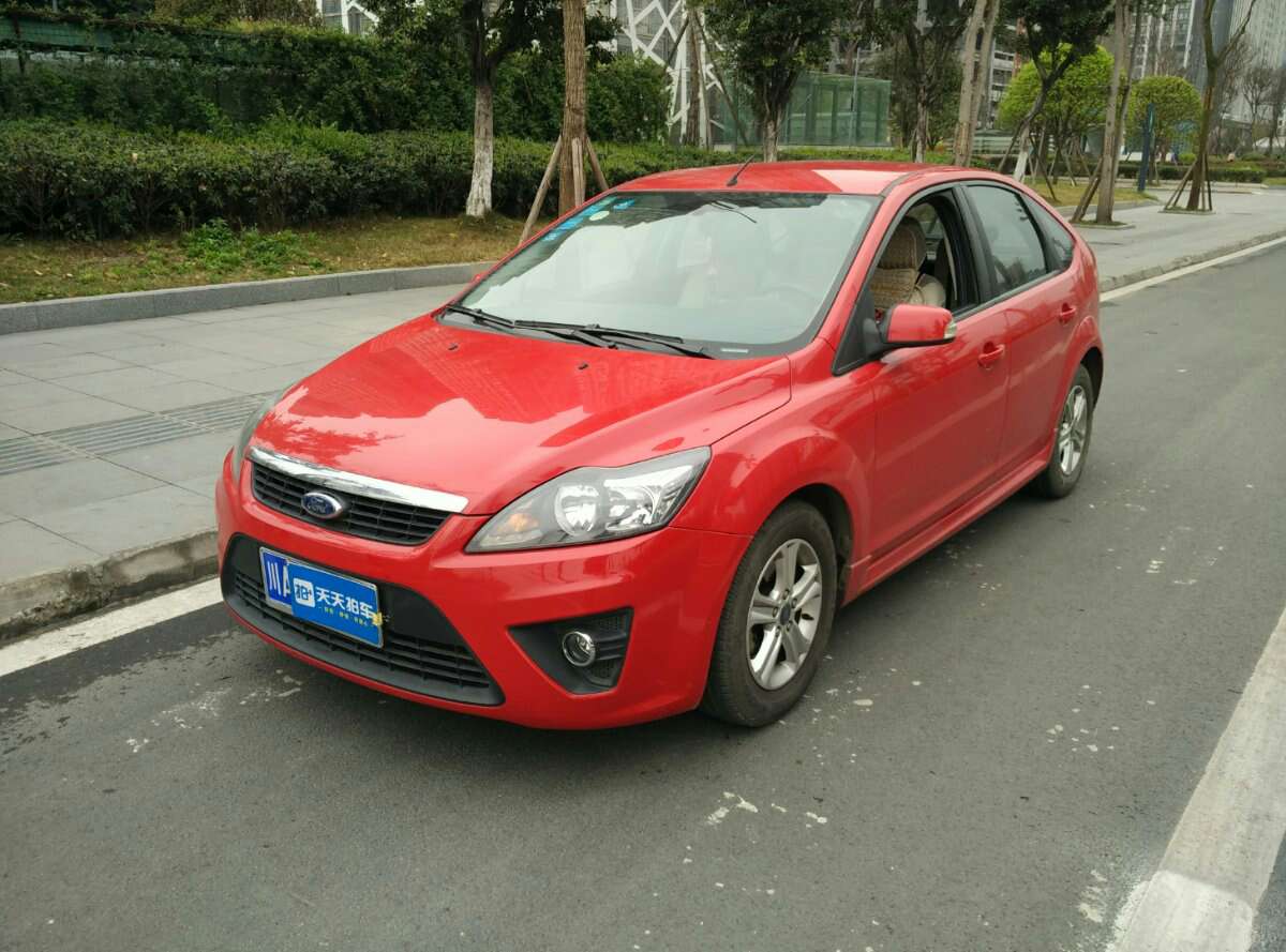 [成都] 福特 福克斯 2009 1.8l 两厢 手动
