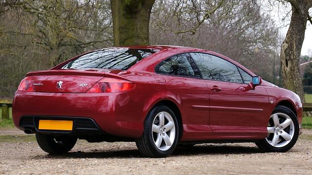 car-3051031_640