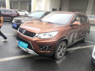 北京汽车绅宝X352016款1.5L手动豪华版