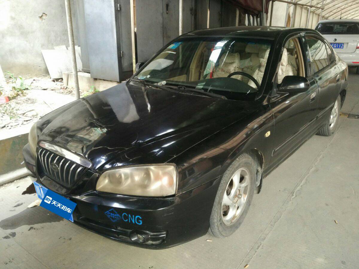 [成都] 现代 伊兰特 2005款 1.6l 自动豪华型