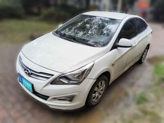 現(xiàn)代瑞納2016款 1.4L 手動智能型GLS