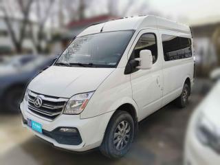 上汽大通MAXUS新途V802021款 2.0T PLUS AMT傲運(yùn)通短軸中頂5/6座