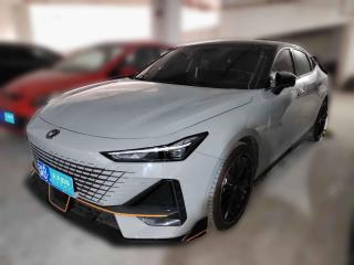 长安长安UNI-V2022款1.5T运动版