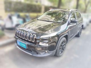 Jeep自由光2019款 2.0L 兩驅(qū)典尚版 國V