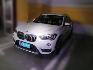 宝马宝马X12016款 sDrive20Li 豪华型