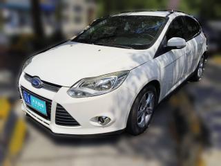 福特福克斯2012款 两厢 1.6L 自动风尚型