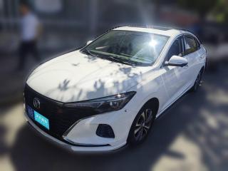 长安逸动2021款 PLUS 蓝鲸NE 1.4T GDI DCT尊贵型