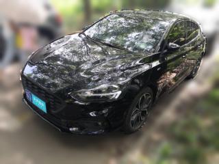 福特福克斯2021款两厢EcoBoost180自动STLine