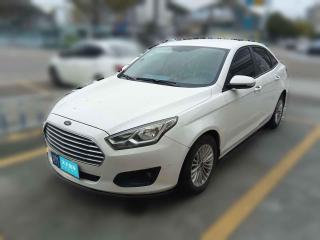 福特福睿斯2015款1.5L手動舒適型