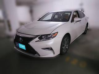 雷克薩斯雷克薩斯ES2015款 300h 舒適版