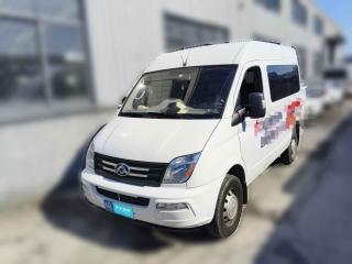 上汽大通MAXUS新途V802021款 2.0T 手動經典傲運通短軸中頂5/6座