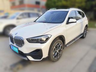 寶馬寶馬X12021款 sDrive25Li 領(lǐng)先型