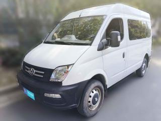 上汽大通MAXUS新途V802019款 2.5T經(jīng)典款6擋手動(dòng)傲運(yùn)通改款短軸中頂5/6座