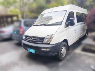 上汽大通MAXUS新途V802017款 2.5T AMT傲運通國IV長軸中頂6-10座