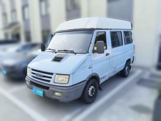 依維柯依維柯得意2014款 2.5T-A35 NJ6484ACM47Z4